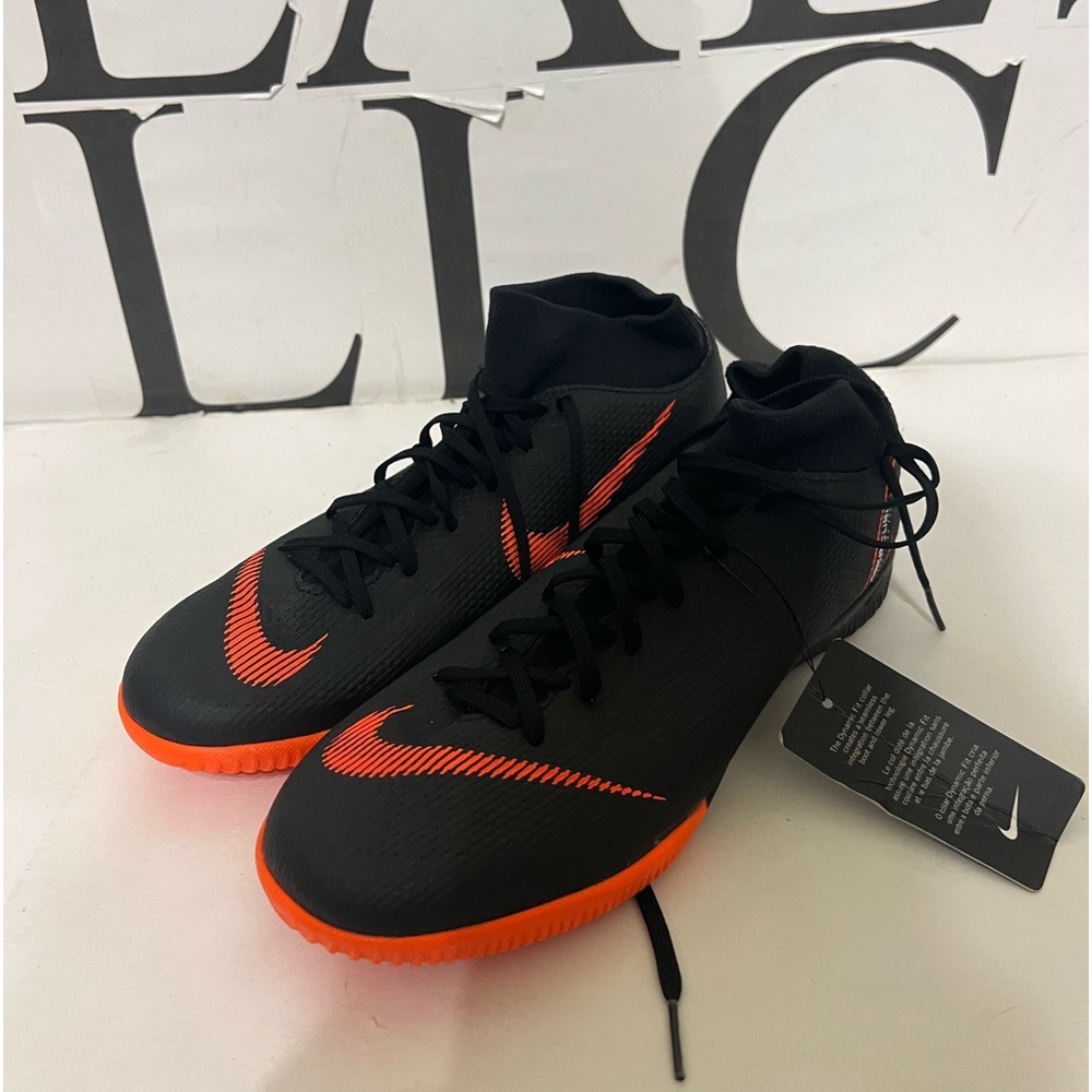 Nike Mercurial SuperflyX 6 Academy IC – Black & Total Orange size 7
